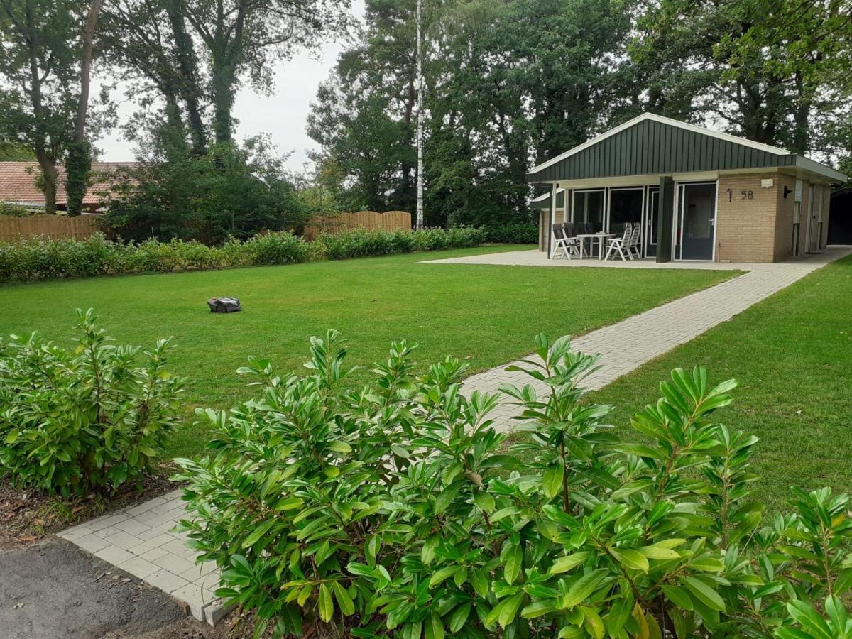 Bungalow/Vakantiehuis Op Park Bavelds Dennen Denekamp Exterior photo